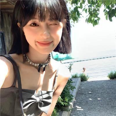 冰山下的守望者